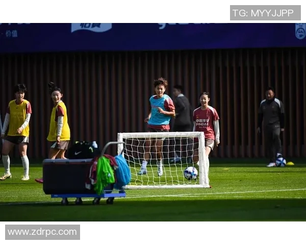 女足国家队紫百合战胜对手，再次展现实力和团队精神