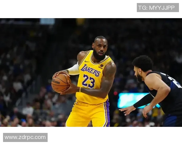 詹姆斯领衔湖人逆转击败掘金，晋级总决赛